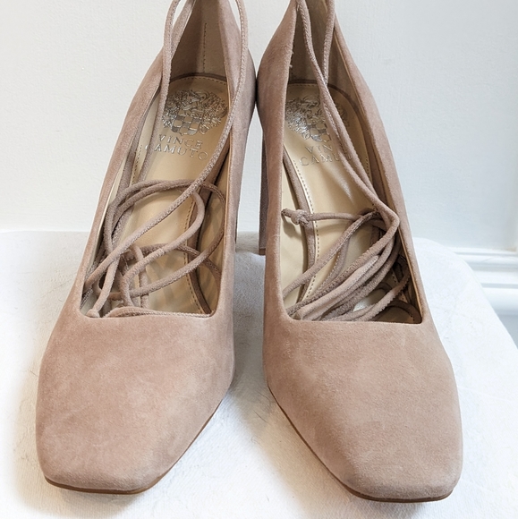 NWOT Vince camuto suede heels - Picture 6 of 16